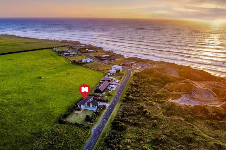 Photo of property in 265 Tai Road, Opunake, 4681