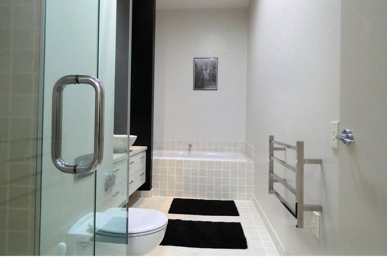 Photo of property in 12b Domain Drive, Parnell, Auckland, 1052