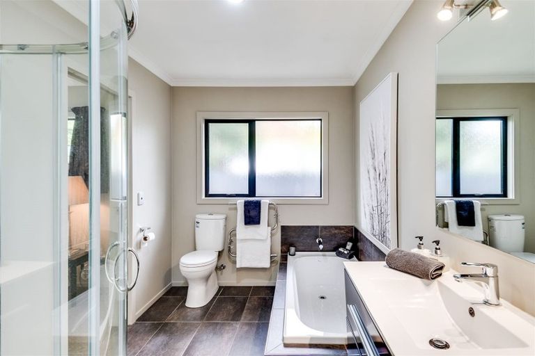 Photo of property in 215a Taradale Road, Pirimai, Napier, 4112