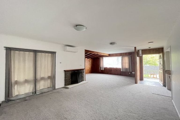 Photo of property in 52 Stottholm Road, Titirangi, Auckland, 0604