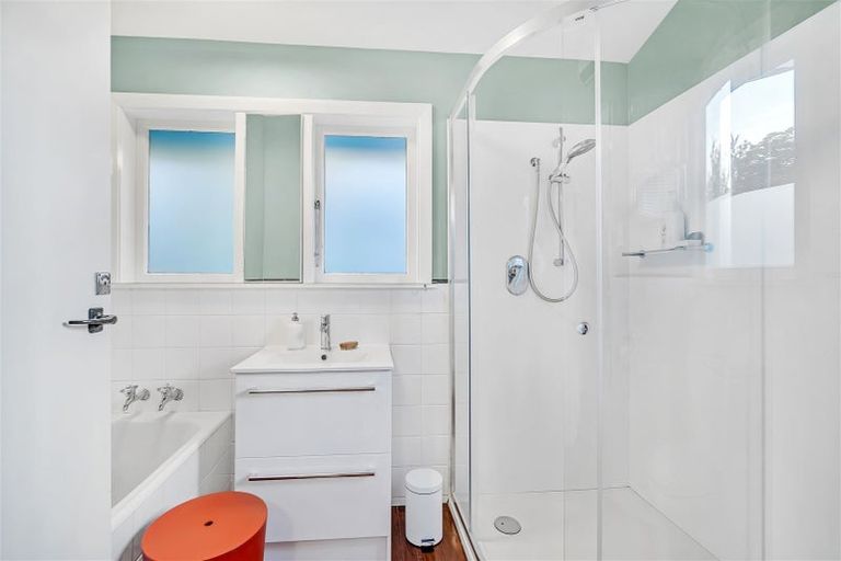 Photo of property in 21 Heaton Rhodes Place, Cashmere, Christchurch, 8022