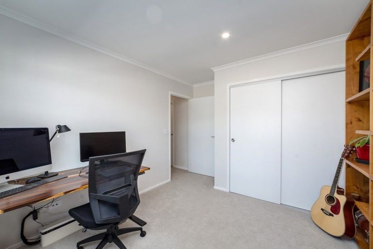 Photo of property in 7 Kakariki Crescent, Carterton, 5713