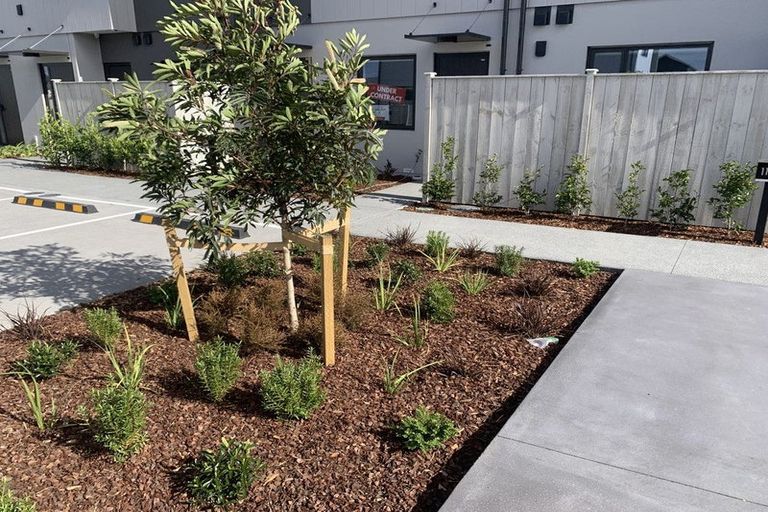 Photo of property in 10/18 Paraone Crescent, Takanini, 2112