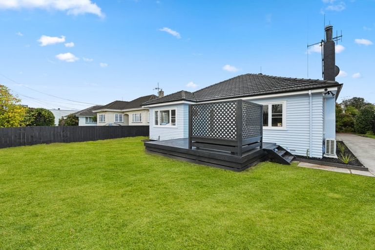 Photo of property in 15 Fifth Avenue, Enderley, Hamilton, 3214