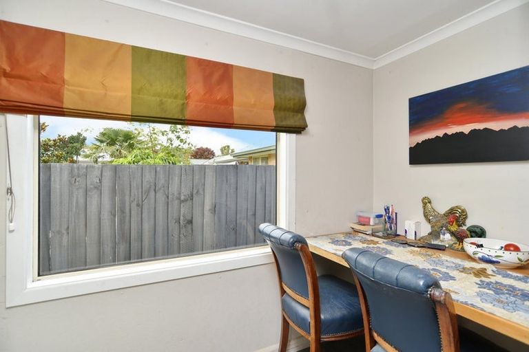 Photo of property in 112 Kippenberger Avenue, Rangiora, 7400