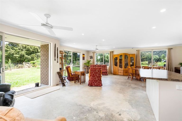 Photo of property in 6 Tavinor Road, Otaika, Whangarei, 0170