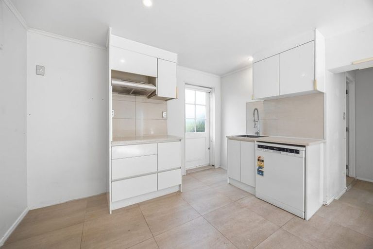 Photo of property in 4 Riverhills Avenue, Pakuranga Heights, Auckland, 2010