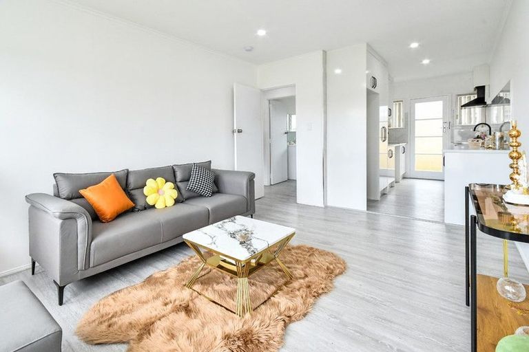 Photo of property in 27a Alexander Avenue, Papatoetoe, Auckland, 2025