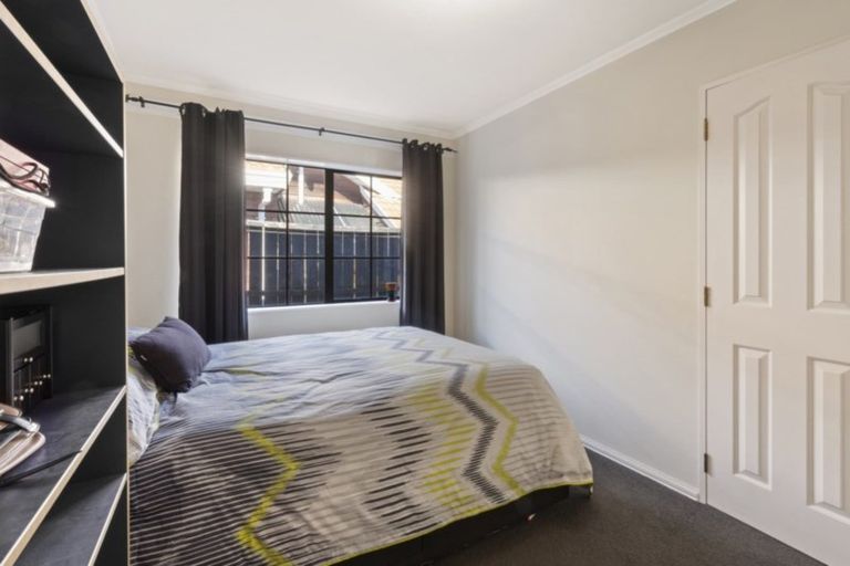 Photo of property in 29 Keywella Drive, Conifer Grove, Takanini, 2112