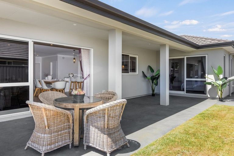 Photo of property in 5 Rakaia Way, Poraiti, Napier, 4112