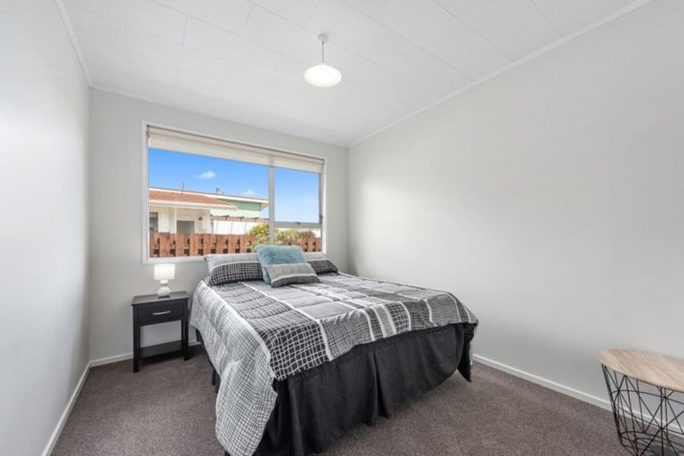 Photo of property in 30 Shanly Street, Brown Owl, Upper Hutt, 5018