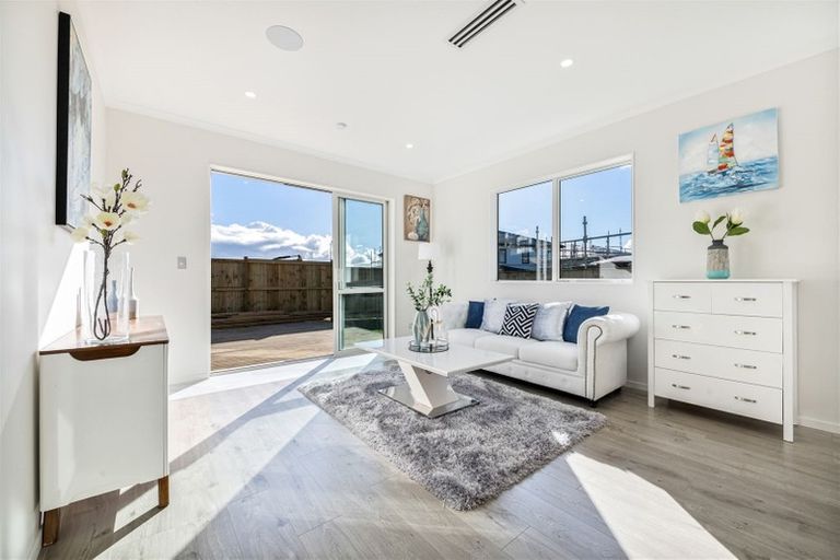 Photo of property in 50 Elevation Street, Flat Bush, Auckland, 2019