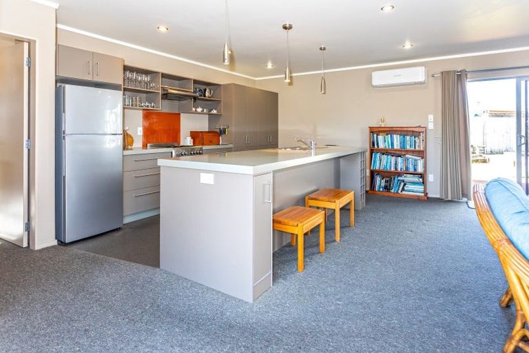 Photo of property in 2 Norfolk Place, Tairua, 3508