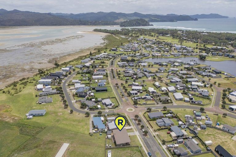 Photo of property in 168 Harbour Drive, Matarangi, Whitianga, 3592
