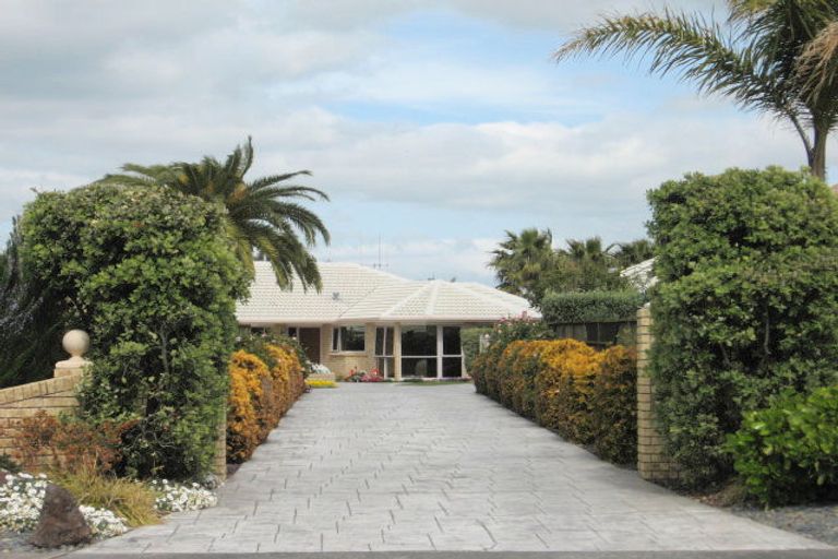 Photo of property in 26 Santa Monica Drive, Papamoa Beach, Papamoa, 3118