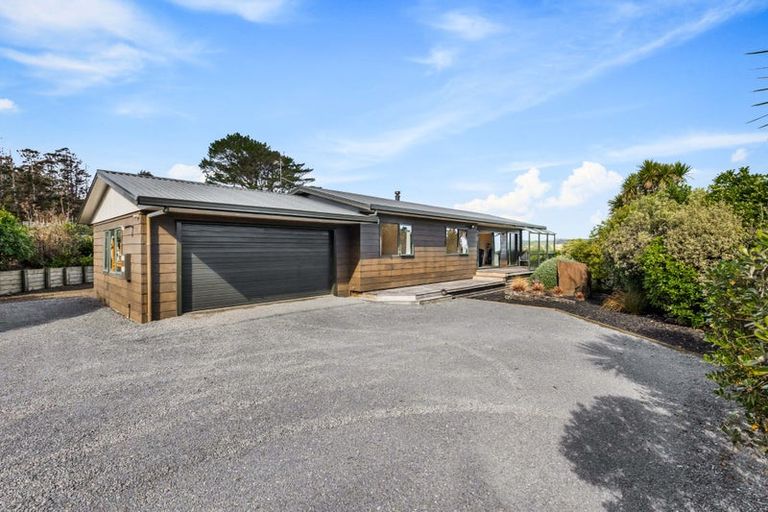 Photo of property in 93 Hamilton Road, Waimauku, 0881