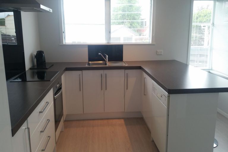 Photo of property in 11 Strathmore Place, Awapuni, Palmerston North, 4412