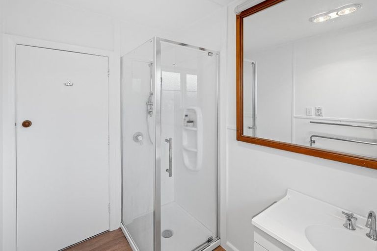 Photo of property in 144 Gilberthorpes Road, Hei Hei, Christchurch, 8042