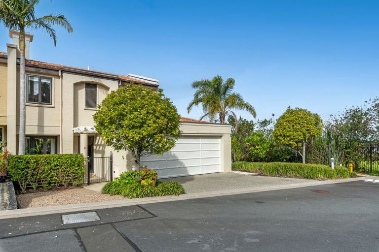 Photo of property in Point Ridge, 10/130 Gills Road, Albany Heights, Auckland, 0632