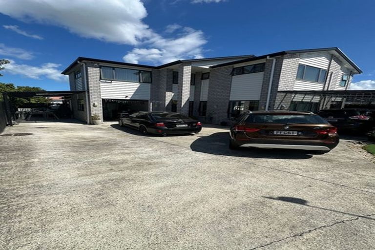 Photo of property in 8a Hallberry Road, Mangere East, Auckland, 2024