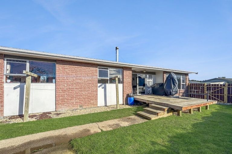 Photo of property in 64 Dunbeath Crescent, Kew, Invercargill, 9812