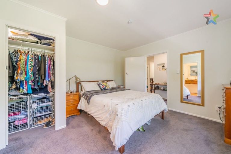 Photo of property in 115 Manuka Street, Stokes Valley, Lower Hutt, 5019