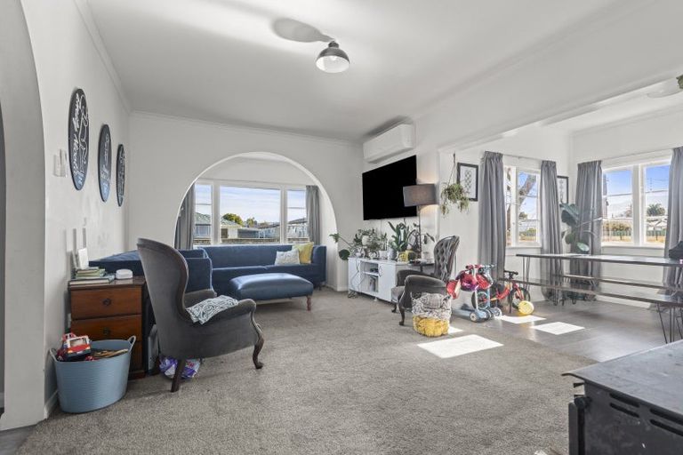 Photo of property in 44 Ormond Street, Woodville, 4920