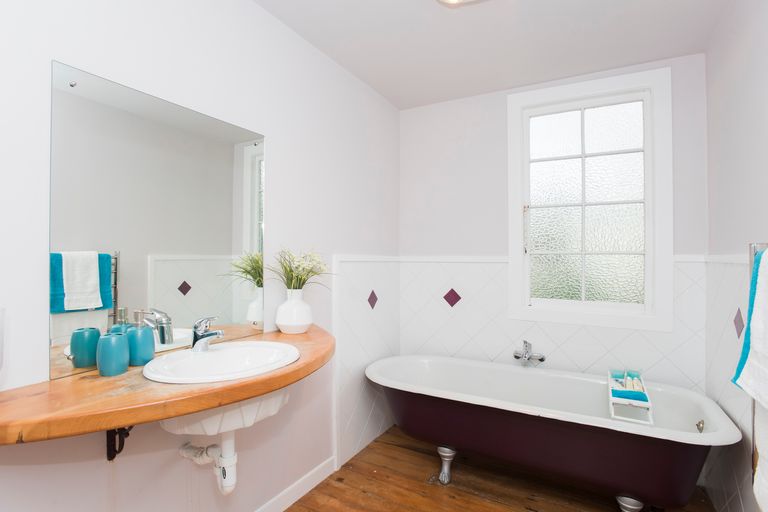 Photo of property in 121 Iranui Road, Inner Kaiti, Gisborne, 4010