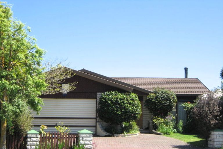 Photo of property in 61 Dunbarton Street, Redwood, Christchurch, 8051