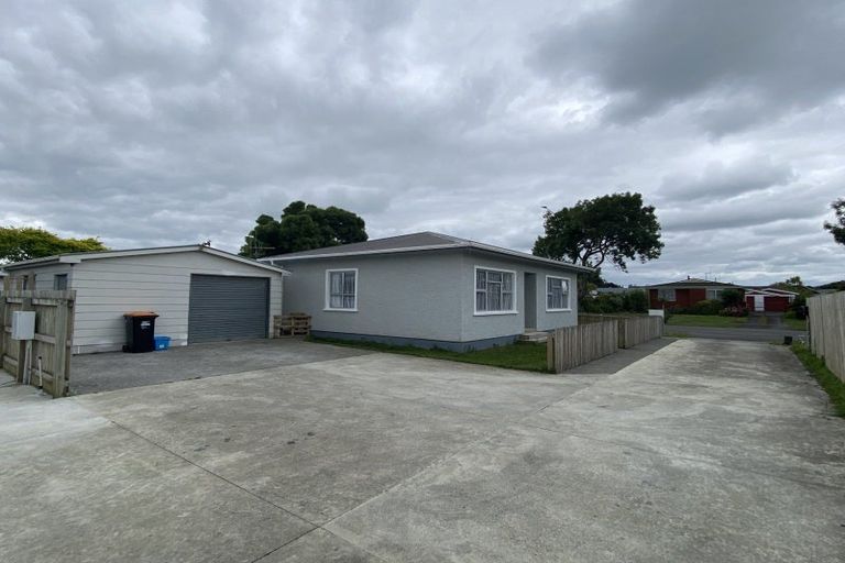 Photo of property in 46a Kaimanawa Street, Kelvin Grove, Palmerston North, 4414