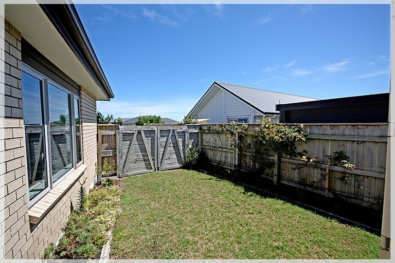 Photo of property in 26 Forbes Road, Foxton Beach, Foxton, 4815