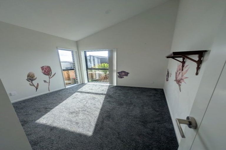 Photo of property in 57 Biokovo Street, Massey, Auckland, 0614