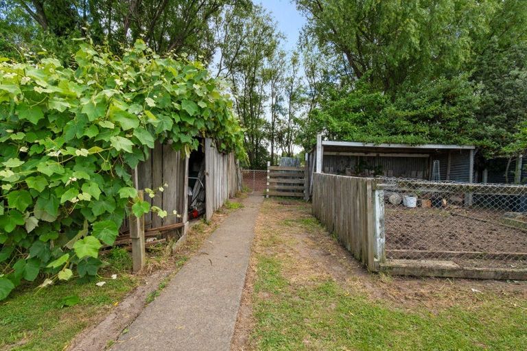 Photo of property in 36 Ross Street, Marton, 4710