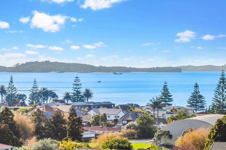 Photo of property in 1/81 Oliver Road, Eastern Beach, Auckland, 2012