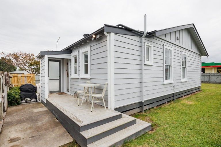 Photo of property in 70 Milson Line, Milson, Palmerston North, 4414