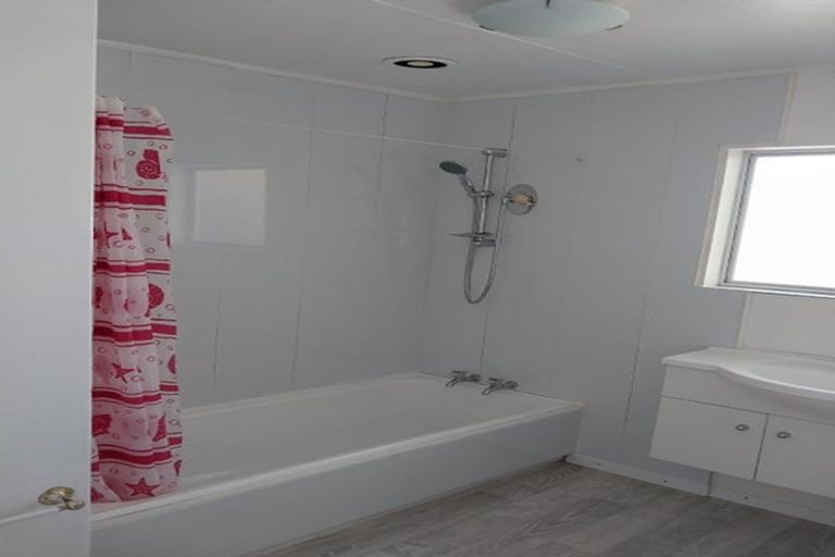 Photo of property in 6 Warwick Place, Raumanga, Whangarei, 0110