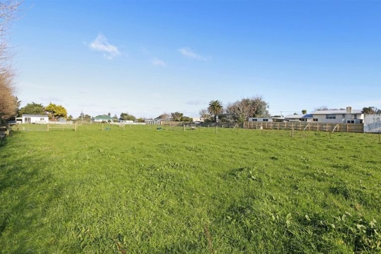 Photo of property in 81 Whitcombe Road, Opunake, 4616