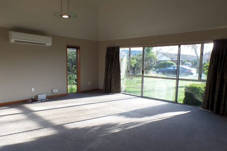 Photo of property in 194 Hawthornden Road, Avonhead, Christchurch, 8042