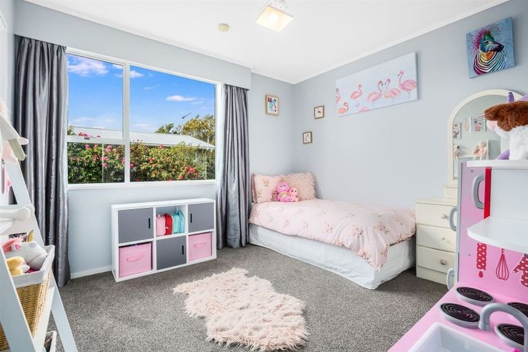 Photo of property in 49 Discovery Drive, Whitby, Porirua, 5024