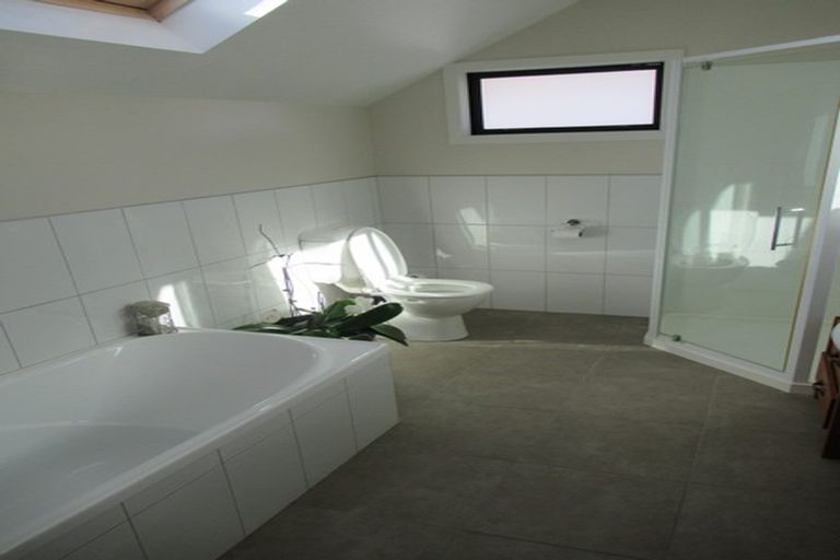 Photo of property in 9c Heretaunga Street, Petone, Lower Hutt, 5012