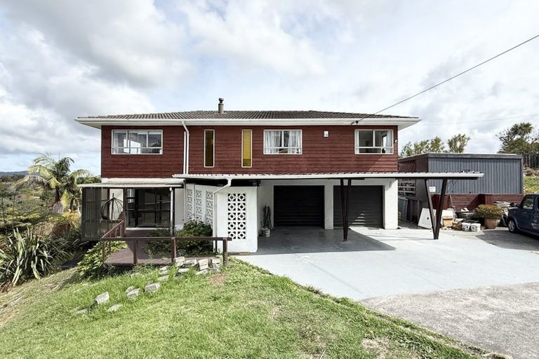 Photo of property in 204 Don Buck Road, Massey, Auckland, 0614