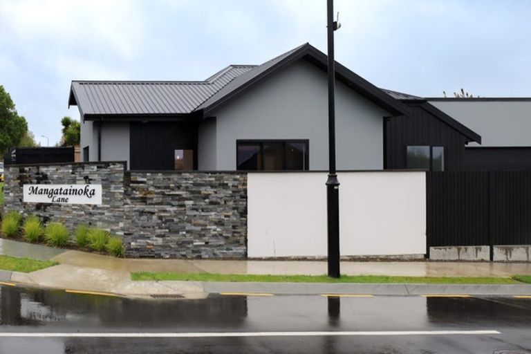 Photo of property in 1 Mangatainoka Lane, Awapuni, 4412