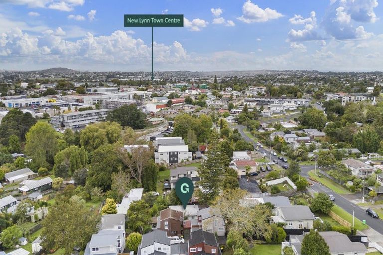 Photo of property in 36a Clayburn Road, Glen Eden, Auckland, 0602