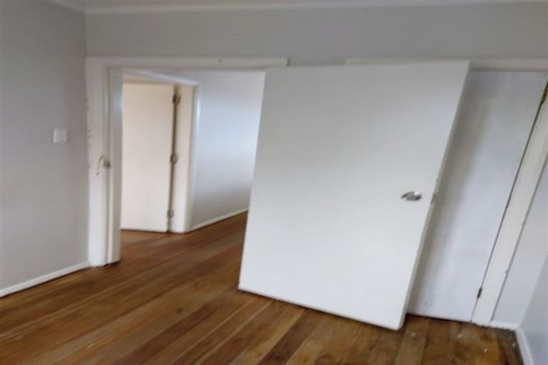 Photo of property in 20 Attlee Crescent, Bryndwr, Christchurch, 8053