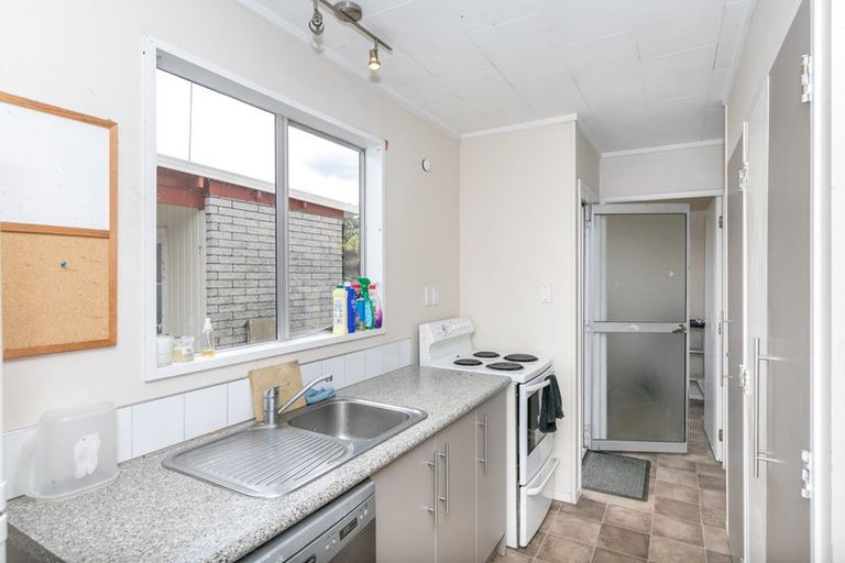 Photo of property in 49c Mahoe Street, Melville, Hamilton, 3206