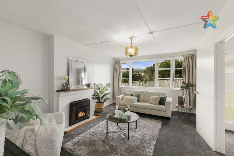 Photo of property in 1036 High Street, Avalon, Lower Hutt, 5011