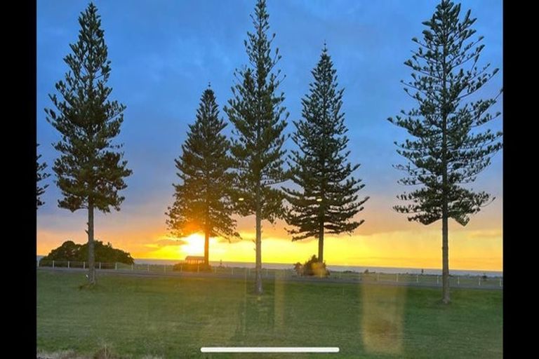 Photo of property in 122b Te Awa Avenue, Te Awa, Napier, 4110