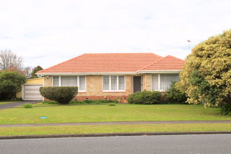 Photo of property in 43 Graeme Avenue, Mangere East, Auckland, 2024