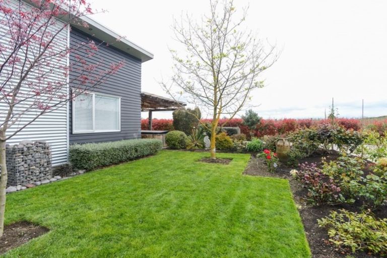 Photo of property in 398 Southland Place, Raureka, Hastings, 4120