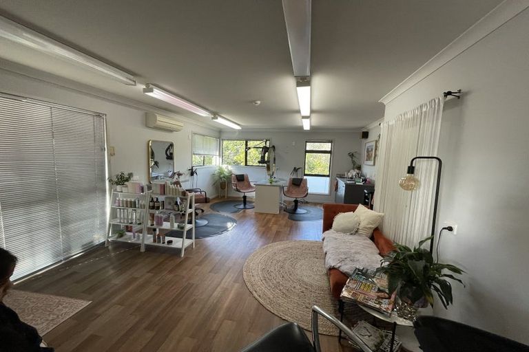 Photo of property in 25a Church Road, Taradale, Napier, 4112